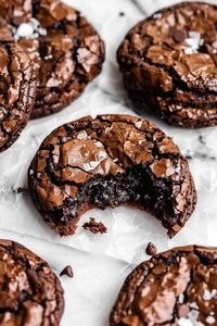 Whip up a batch of these easy, homemade chocolate cookies today! Our recipe gives you rich brownie cookies that are as indulgent as they are simple to prepare. Perfect for anyone who loves gourmet treats without the fuss.