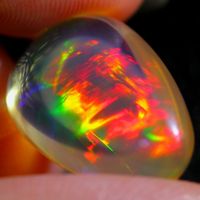 7.67Ct Rainbow Crystal Flash Ethiopian Welo Specimen Crystal Opal ethiopian opal ,welo opal ,crystal opal