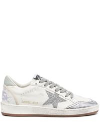 white/silver-tone calf leather smooth grain distressed effect round toe perforated toebox signature star patch to the sides glitter detailing gold-tone logo lettering to the side perforated detailing to the sides logo patch at the tongue logo print to the rear contrasting heel counter padded ankle branded leather insole French terry lining flat rubber sole contrasting front lace-up fastening This piece comes complete with a protective dust bag.