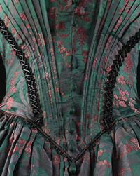 fripperiesandfobs: “ Dress ca. 1846-49 From the exhibition “A Century of Style: Costume and Colour 1800-1899″ at Glasgow Museums ”