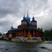 St. Innocent, Russian Orthodox Cathedral (Anchorage) @monanatangy #alaska #church #spires #building #architecture #russianorthodoxchurch…