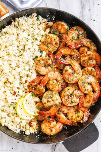 Garlic Butter Shrimp with Lemon Parmesan Cauliflower Rice Recipe - #shrimp #cauliflower #eatwell101 #recipe - Super nourishing and easy to whip up, this shrimp recipe with cauliflower is a winner! - #recipe by #eatwell101