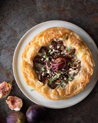 Cheesy Vegan Grilled Figs Phyllo Pie with Caramelized Onions & Walnuts