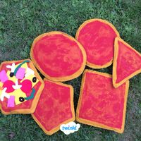 🍕 Sarah's pizza shapes are a fun and interactive way of teaching children about the different shapes and sizes. What toppings will you put on your pizza? Complement this activity by using Twinkl's Shape Pizza colouring sheets! 🍕 #shapes #shape #square #rectangle #circle #pizza #earlyyears #eyfs #maths #mathematics #school #learning #teachers #teaching #parents #twinkl #twinklresources