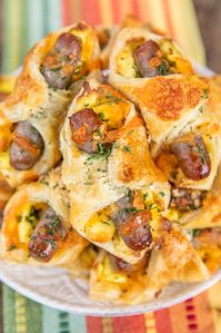 Sausage, Egg & Cheese Breakfast Puffs - only 4 ingredients! Super easy to make and tastes great! Puff pastry, eggs, sausage, and cheese. Can assemble ahead of time and freeze for a quick meal later. Great for breakfast, brunch, lunch, dinner, parties and tailgating. Dip in sausage gravy! YUM! #freezermeal #puffpastry #breakfast #brunch #easymeal