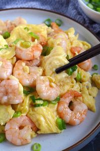 Shrimp and Egg Stir-Fry (滑蛋虾仁) - Red House Spice