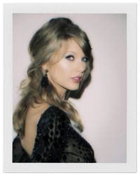 taylor swift, its giving 1800s