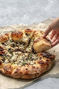 Vegan Caramelized Mushroom Pizza