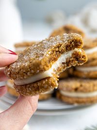 These delicious gingerbread sandwich cookies bake up soft and chewy and are filled with the most delicious buttercream frosting.rnrn