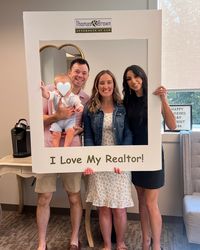 Such a sweet day!! 🤍🏡 I’m so excited for McKenzi & Austin who closed on their first home today!! Thank you for trusting me to be your realtor! 🫶🏻 #realtor #closingday #firsthomebuyer #buyeragent