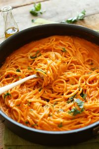 Vegan Roasted Red Pepper Pasta | Minimalist Baker Recipes