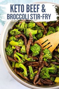 This homemade keto stir fry recipe is better than take-out! It is a healthy low-carb one-pan meal that is full of flavor. Serve with cauliflower rice, you will love this weeknight dinner! keto recipes / low carb recipes / keto diet foods / #keto #lowcarb