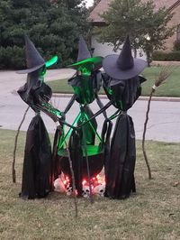 35 Creepy Witch Decorations You Have to Check Out Right Away - Gravetics