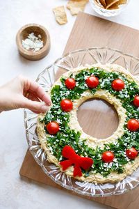 Easy Christmas Appetizer "Hummus Wreath"