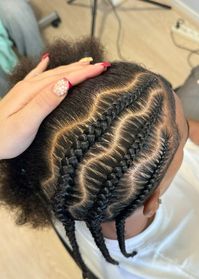 #braids #braidsformen #braidsforblackhair #braidsstyle #braidsbraidsbraids #cornrows #cornrowstyles #cornrowsmen