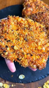 This recipe for cornflake chicken is strips of chicken breast coated in seasoned crushed cornflakes and baked to crispy perfection ➡️ Ingredients: 400g chicken breast (4 pieces) / Salt / pepper / ➡️Plate 1:6 tablespoons flour / ➡️Plate 2: 150g Greek yoghurt / 1 egg / 40g flour / 2 cloves of garlic / 1 tsp Italian herbs / 1 tsp peppers / 1 tsp chili flakes / 1/2 tsp pepper / 1/2 tsp salt / ➡️Plate 3: 100g corn flakes / 2 tablespoons Italian herbs / 50g Parmesan or Pecorino Romano.