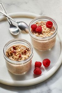 Cinnamon-Roll Overnight Oats