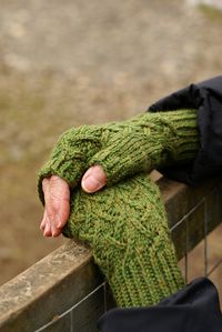 Ravelry: DanceswithSheep's Cafe au Lait Mitts- free knitting pattern