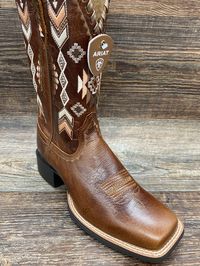 Beautiful Southwestern embroidery and eye-catching whipstitching make this one head-turning boot. With a durable rubber sole and All Day Cushioning insole, it's as dependable as it is pretty. 4LR™ lightweight stabilizing shank for support Removeable All Day Cushioning insole Full-grain leather foot and upper Intricate