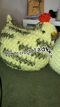 how to crochet a chicken 🐔 for beginners