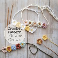 "★\"FLOWER CROWN PATTERN\" DIGITAL PATTERN DOWNLOAD {SKILL LEVEL}: Advanced Beginner. The pattern is very detailed, but you must know basic crochet stitches as well as how to create a basic 3-strand flat braid and overhand knot using yarn. Scroll down to see which stitches are used under \"Stitches/Techniques Used\" for this particular pattern.  {INCLUDED}: 1 downloadable PDF document: 1) \"Daisy Flower Crown Pattern\"- the detailed pattern with helpful images included in the text (10 MB).  {MATERIALS}: -Yarn Weight: 4-Worsted/Medium in US (Aran for UK, 10-ply for AUS); designed with \"I Love This Yarn Cotton\" brand from Hobby Lobby -Hook: G hook (4.0 mm/G-6) -Yarn Amount: Band/ties: 10 yards, 1 flower: 2 yards; scrap yarn works great for this project!  -Darning needle, Scissors, Ruler  {