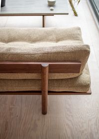 Mjölk Sofa — Leibal