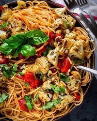 One-Pot Spaghetti with Roasted Cauliflower