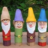 tissue-tube-seven-dwarfs-craft-photo