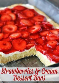 STRAWBERRIES AND CREAM DESSERT BARS - dessert #dessert