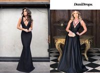 O vestido de madrinha de casamento preto 2023 é uma ótima opção para aquelas que procuram um vestido elegante e sofisticado. A cor preta é tradicionalmente associada à seriedade e à formalidade, o que o torna perfeito para um evento como um casamento. #vestidopreto #vestidomadrinha