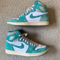 In Excellent Condition, Box In Good Condition, Extra Purple And Teal Laces