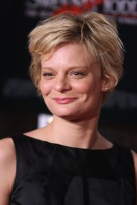 Martha Campbell Plimpton (born November 16, 1970) American screen, stage and television actress, singer and former model. Plimpton was born Martha Campbell Carradine and was raised in New York City, the daughter of Keith Carradine and Shelley Plimpton. Her parents met while performing in the original Broadway run of Hair. Her paternal grandfather was actor John Carradine and she is the niece of Robert and David Carradine.