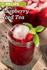 A unique twist on a classic summer iced tea, our cold-pressed raspberry iced tea recipe is super delicious, refreshing, and energizing. | goodnature.com/recipes #juicerecipes #rawjuice