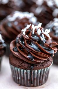 Best German Chocolate Cupcakes [Video] - Sweet and Savory Meals