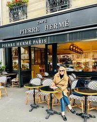 A Solo Trip to Paris - Complete Guide - Midlife Globetrotter