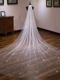 Gorgeous Tulle One-Tier Cathedral Bridal Veils With Sequins