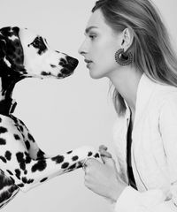 Daga Ziober Goes Nose to Nose With Dogs In Lara Jade Snaps For Modern Luxury May 2018