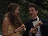 shailene woodley and miles teller as aimee finecky and sutter keely in the spectacular now (2013)