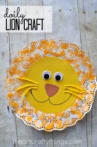 Doilies and orange dot markers are the perfect combination to make this adorable doily lion craft for kids. Make it after a trip to the zoo, or to compliment a children's book, or make it just because.