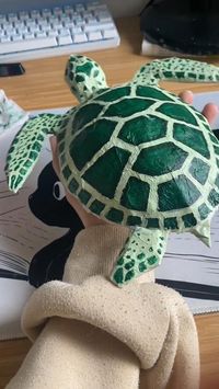 How to make a cute sea turtle from paper mache? 🐢 Amazing, beautiful work ❤️ credits to: @vuwbxz