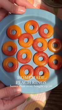 #homemaderecipe #snackrecipes #peach #gummies                                                                          INGREDIENTS:                                                       •180g fresh or frozen yellow peaches (about ⅔ cup blended) •2 envelopes (~7g each, ~ 14g total) unflavored powdered gelatin •2 tbsp freshly squeezed lemon juice •2 tbsp honey or agave •Optional: 1½ tsp tart cherry concentrate (or natural red food coloring)