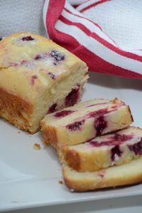 This Lemon Raspberry Loaf is a delicious Spring Quick Bread Recipe.  Fresh raspberries (or frozen) give a little twist to a delicious Lemon Bread Recipe.