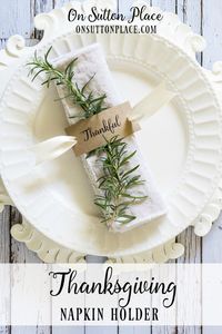 Thanksgiving Napkin Rings | Free Printable | Includes a free printable to make these easy DIY napkin rings for Thanksgiving or any family gathering!