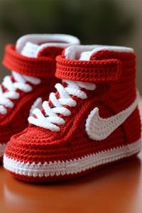 Give your baby all-star style with these Nike-inspired crochet booties. Even tiny feet can make a big fashion statement.