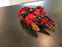 M-Tron Millenium Falcon - Imgur