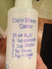 spray this daily: 10 brilliant tricks for your shower that will change everything