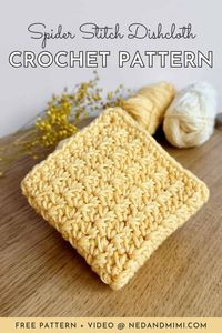 Learn how to crochet the spider stitch (also known as the “single crochet v stitch”) with this free crochet pattern and video tutorial!