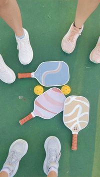 Pickleball, tenni aesthetic, hokas