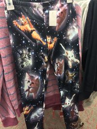 Got to get me a pair!! Cat leggings at Target