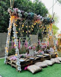 Elegant Tea Party Table Settings Ideas For the Garden - Stylish Celebrations